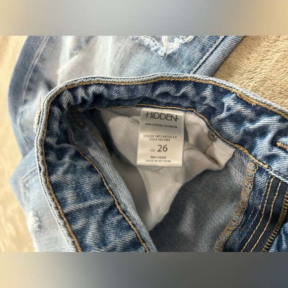 Hidden Tracey High Rise Distressed Jeans - Picture 8 of 10